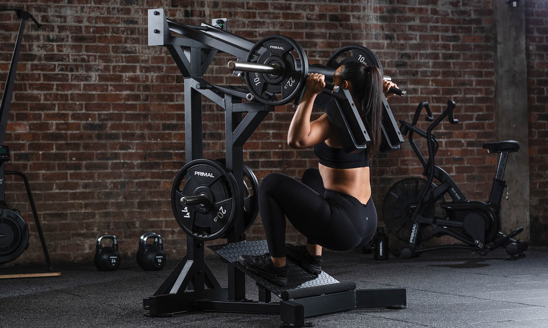 Ignite Your Primal Gym Titan: 10 High-Voltage American Fitness Blueprints for Unstoppable Mastery